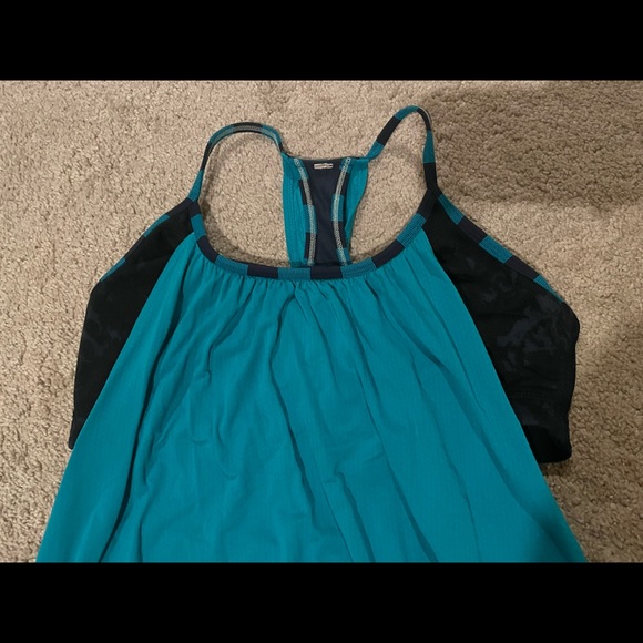 Lululemon tank with built in sports bra - Picture 3 of 8